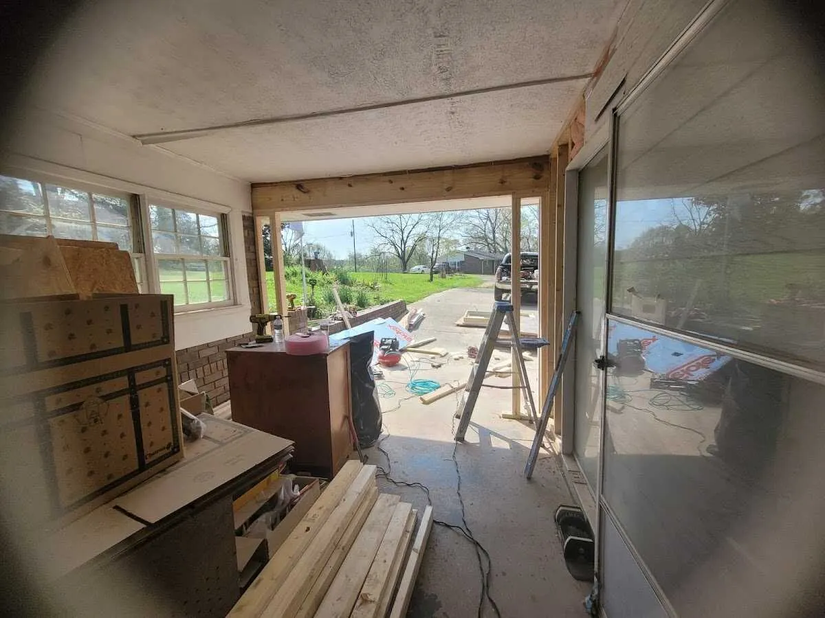 Air movers and dehumidifier for Drying & Dehumidification in Rolla